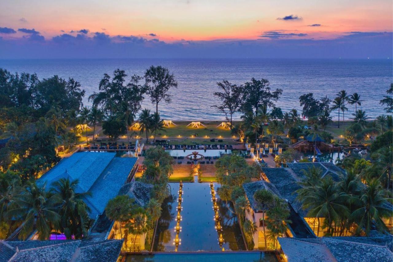 Marriotts Phuket Beach Club Hotel Mai Khao Exterior photo